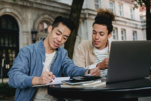 How to Choose a Private Student Loan Lender