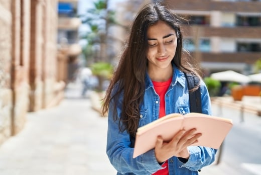 Looking past the brochures: how to evaluate your college visits