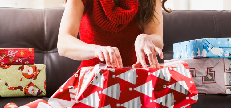 You can save money this holiday season if you follow these money-saving tips