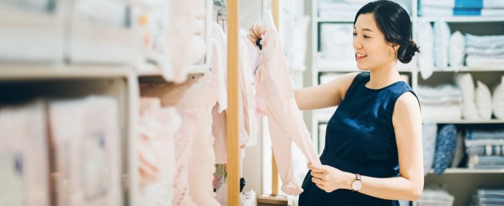 Figure out what new expenses might be added to your budget and which existing ones might reduce to financially prepare for maternity leave.
