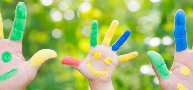 It's possible to throw a kid's birthday party on a budget--and make sure everyone has fun